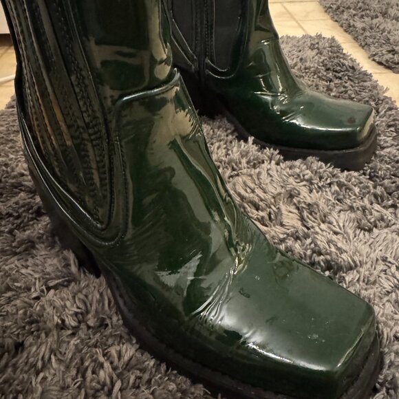 NWOT Free People Jeffrey Campbell Sabine Chelsea Boots Dark Green Patent US 10 - Picture 2 of 10